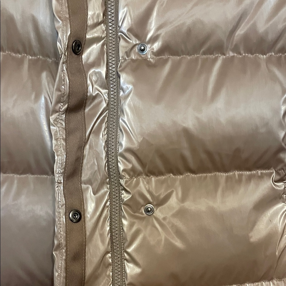 Athleta Brown Downtown Puffer Vest - Picture 5 of 14